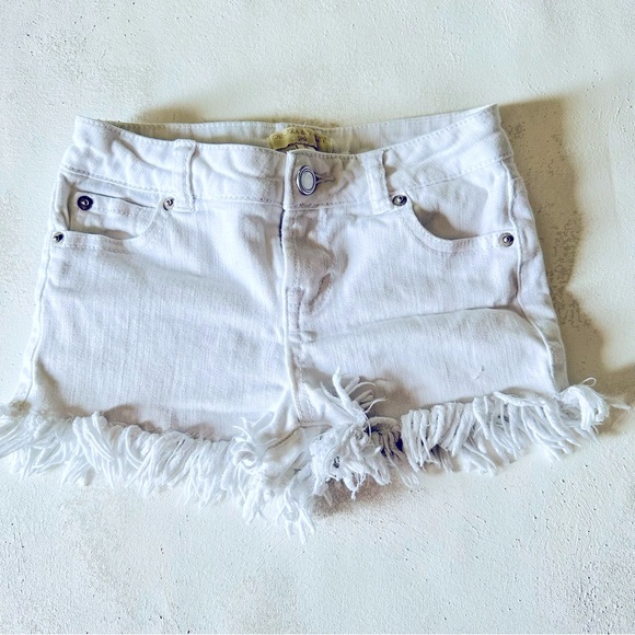 Chelsea & Violet Bottoms White Fringe Denim Shorts Poshmark